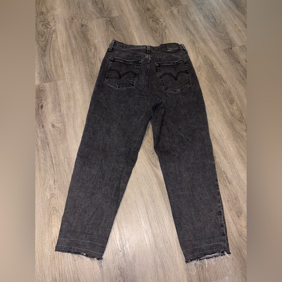 Levi’s | Highwaist Taper Jeans - Picture 2 of 2